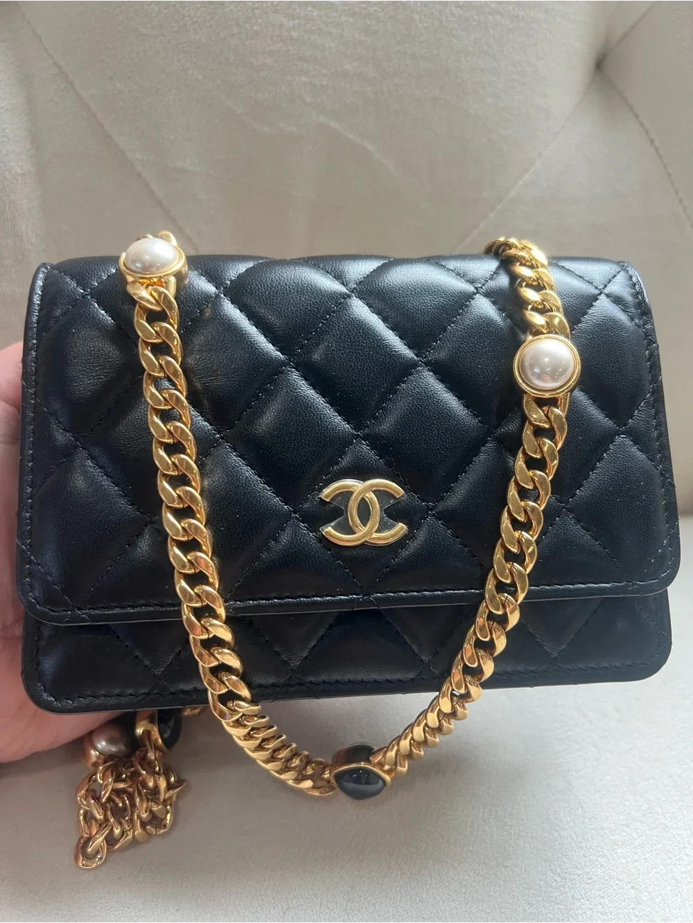 NEW🔥Chanel Pearl Wallet on Chain Crossbody